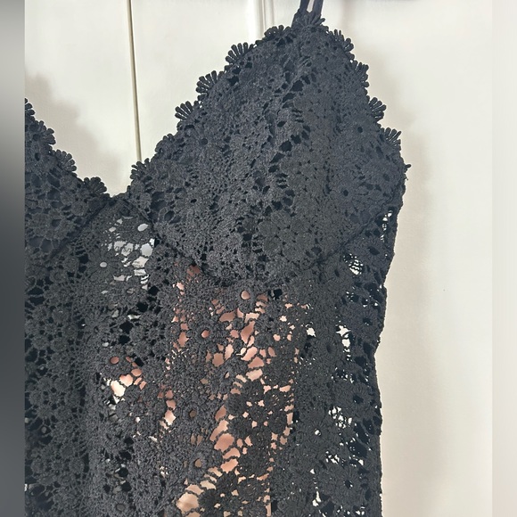 Flower detailed black see through bodysuit. Size large. - Picture 2 of 5